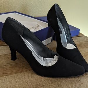Stuart Weitzman Raquel black pumps heels sz 10